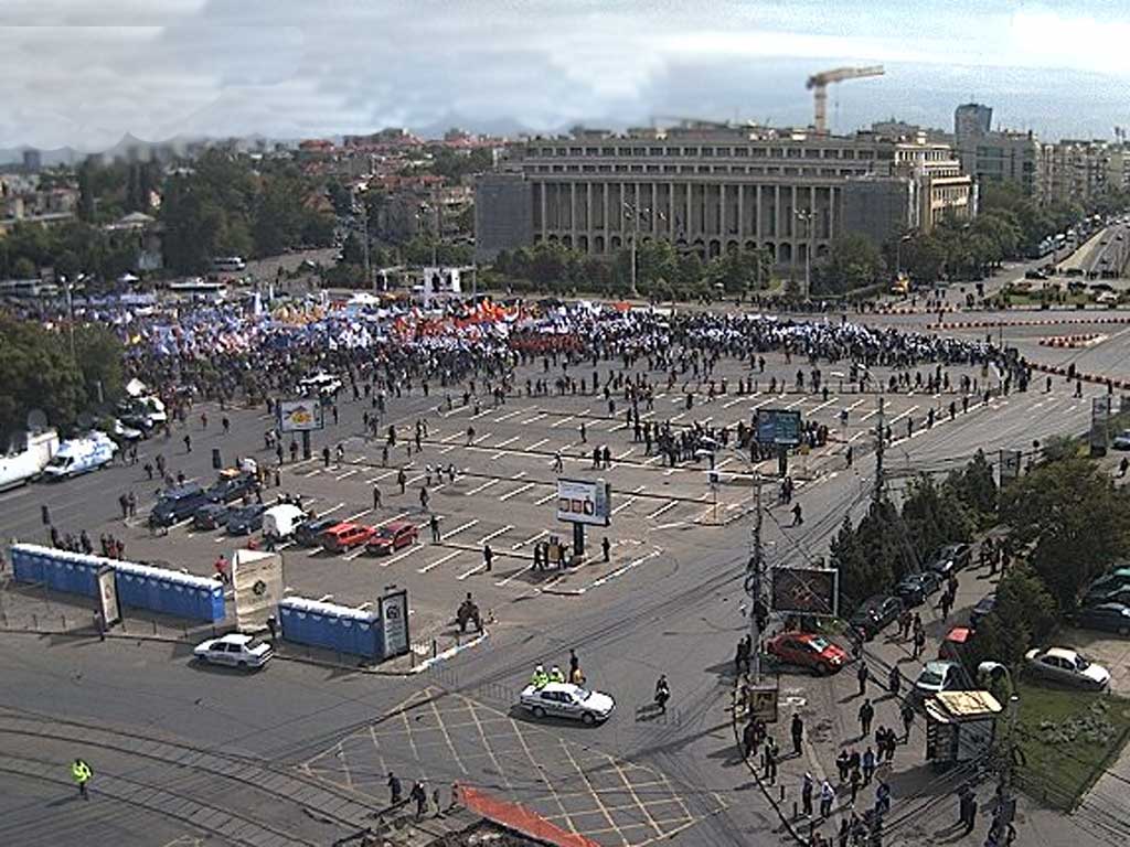 Foto miting Bucuresti - Piata Victoriei - 19 mai (c) Jurnalul National